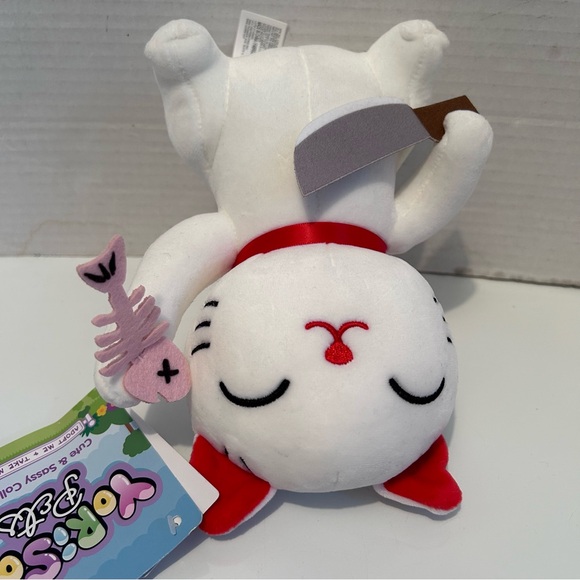 Yorisou Pet Cat With Knife & Sushi Plush 8” - Picture 6 of 6